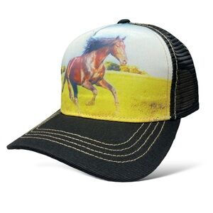Gorra Caballo Bronco Galopando,Ajustable, Estilo Ranchero